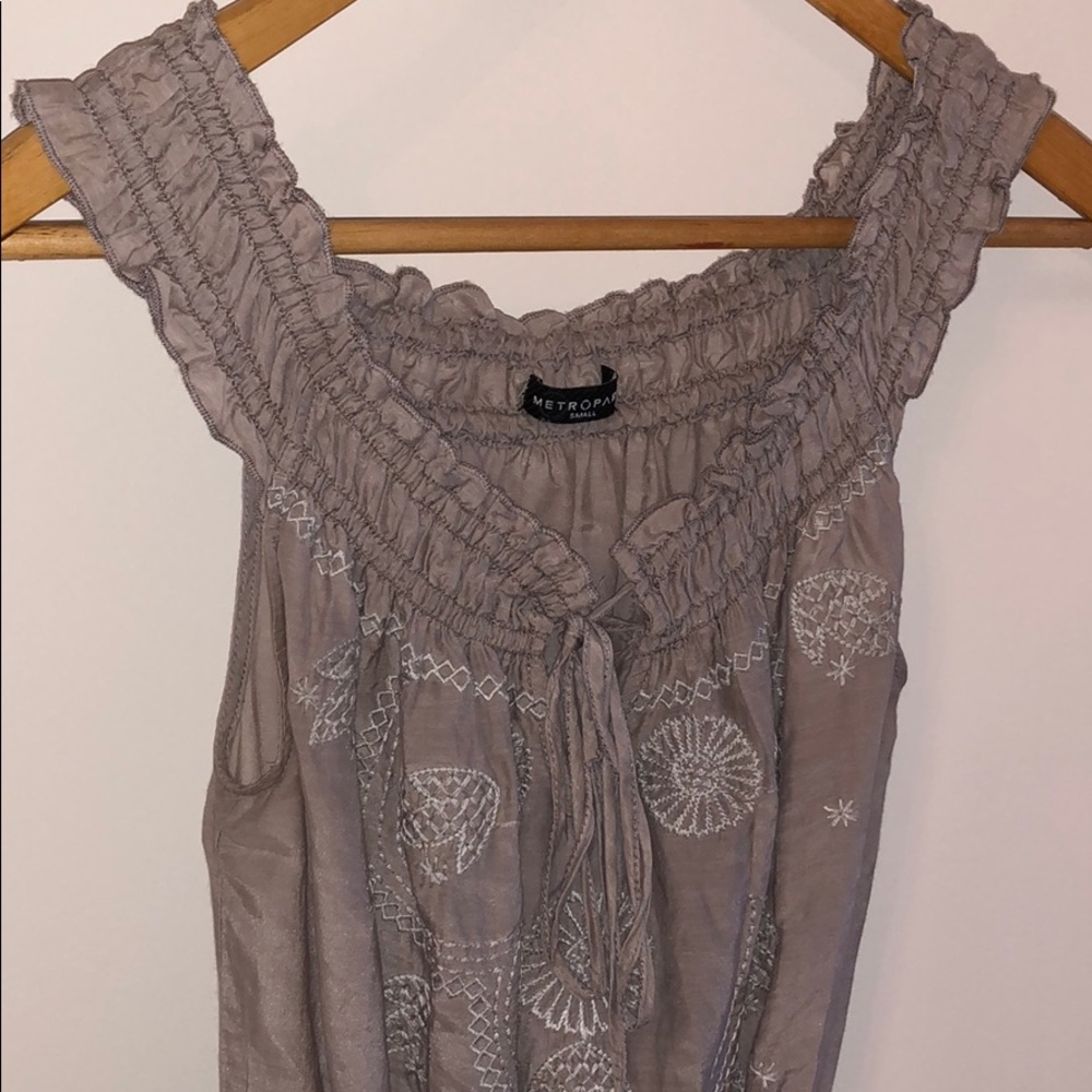 Sleeveless top